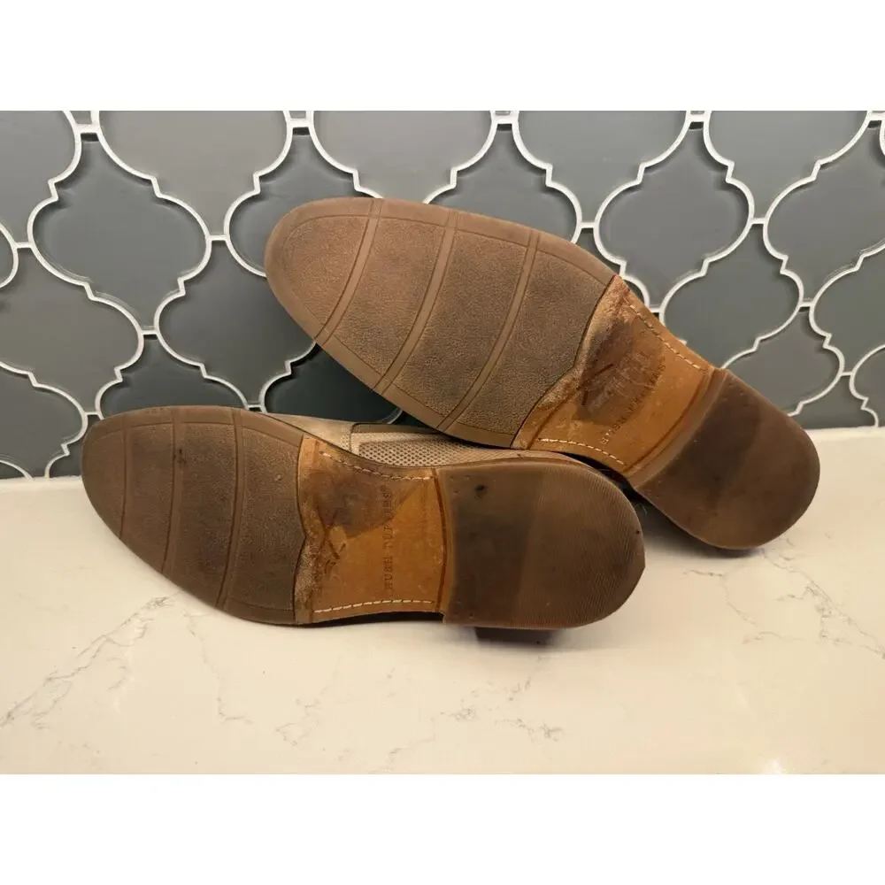 Hush Puppies please see